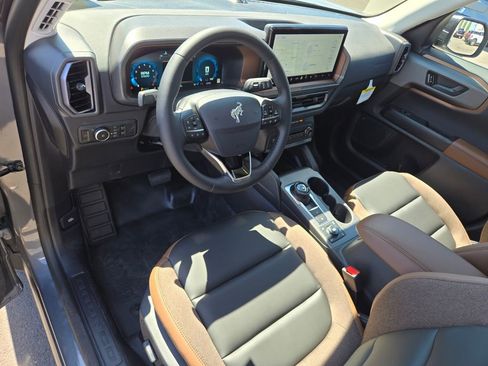 New 2025 Ford Bronco Sport Outer Banks w/ Sasquatch Outer Banks Package image 8