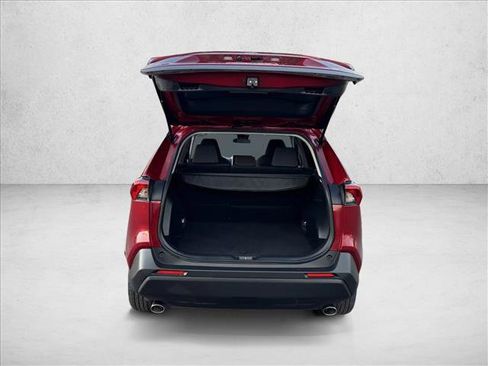 Used 2025 Toyota RAV4 XLE image 7