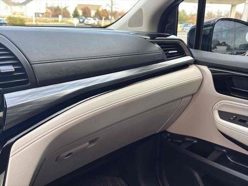 Used 2025 Honda Odyssey Elite image 18