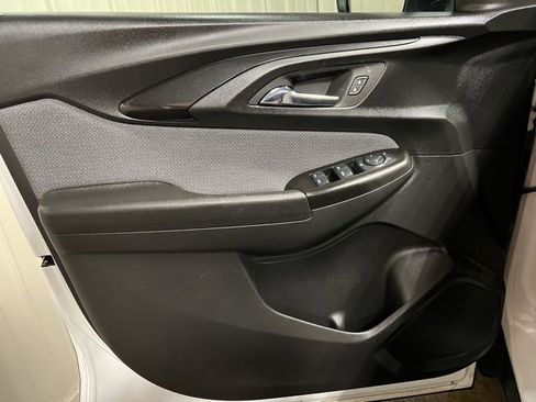 Used 2023 Chevrolet TrailBlazer LT image 12