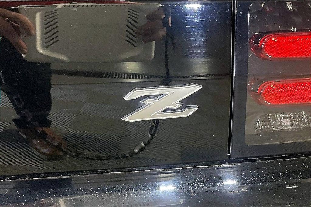 Used 2025 Nissan Z Performance w/ Floor Mat Package RWD image 36