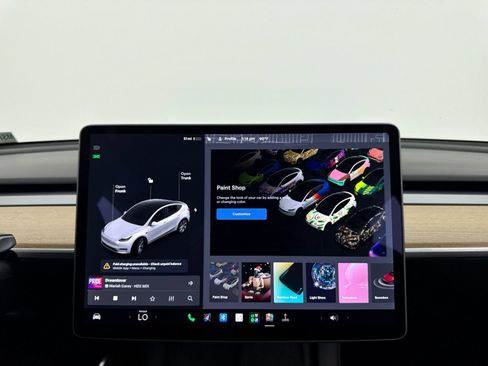 Used 2021 Tesla Model Y Long Range AWD/4WD image 25