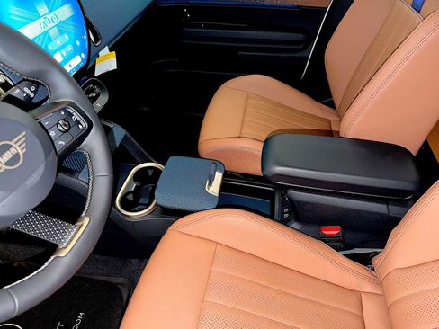 Certified 2026 MINI Cooper Countryman S AWD/4WD image 18
