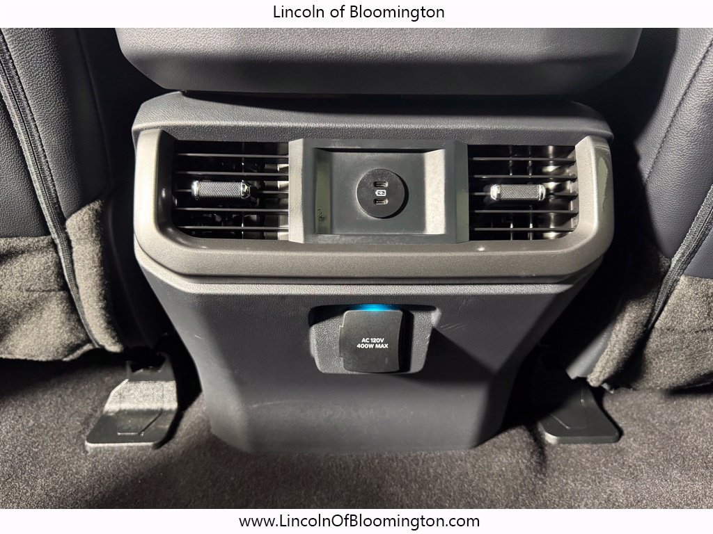 Used 2025 Ford F150 Lariat AWD/4WD image 14