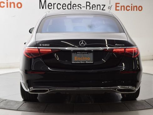Used 2025 Mercedes-Benz S 580 4MATIC Sedan image 5
