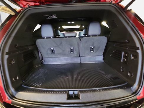 Used 2025 Chevrolet Traverse RS AWD/4WD image 27