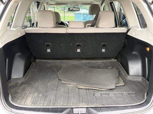 Used 2014 Subaru Forester 2.5i Premium w/ All-Weather Package AWD/4WD image 28