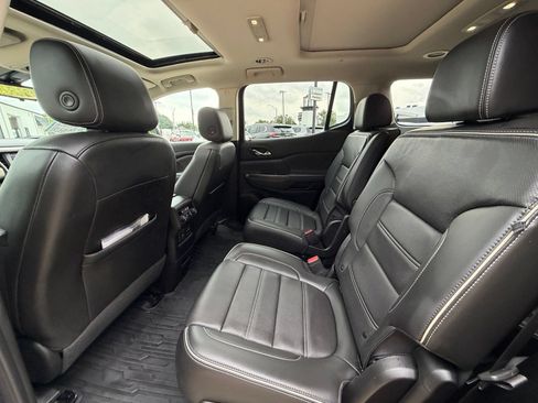 Used 2023 GMC Acadia Denali w/ Denali Ultimate Package AWD/4WD image 5