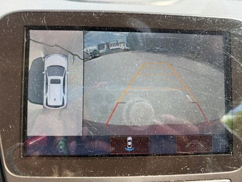 Used 2018 Chevrolet Equinox Premier AWD/4WD image 19