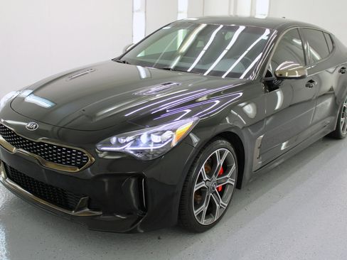 Used 2019 Kia Stinger GT image 4
