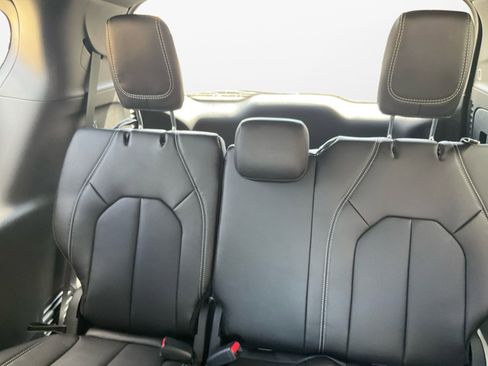New 2026 Chrysler Voyager LX FWD image 13