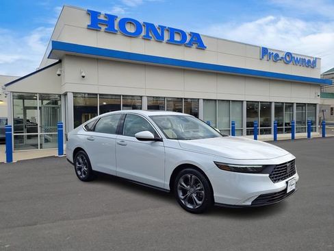 Used 2023 Honda Accord EX image 3