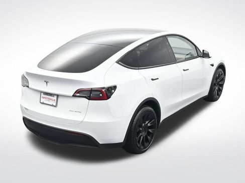 Used 2023 Tesla Model Y Long Range AWD/4WD image 23
