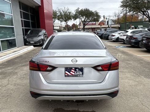 Used 2020 Nissan Altima 2.5 S image 5