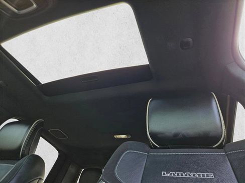 Used 2024 RAM 3500 Laramie w/ Night Edition image 17