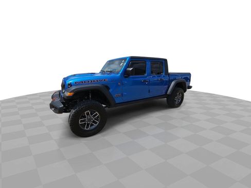 Used 2024 Jeep Gladiator Mojave w/ Convenience Group AWD/4WD image 4