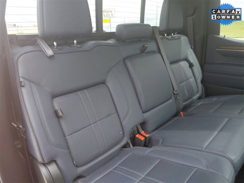 Used 2022 Chevrolet Silverado 1500 High Country w/ High Country Premium Package image 19