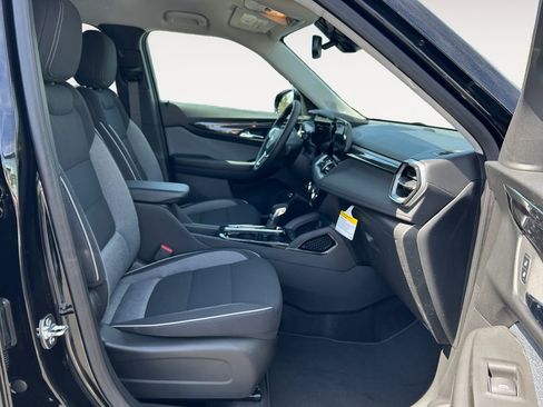 New 2026 Chevrolet TrailBlazer LT w/ Convenience Package AWD/4WD image 24
