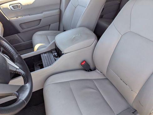 Used 2010 Honda Pilot EX-L image 19