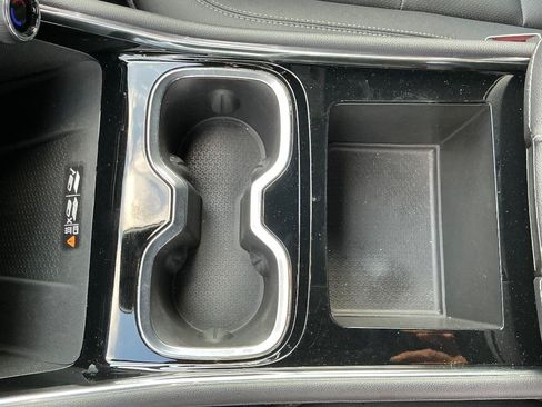 Used 2025 Chevrolet Traverse LT w/ Enhanced Driving Package FWD image 20