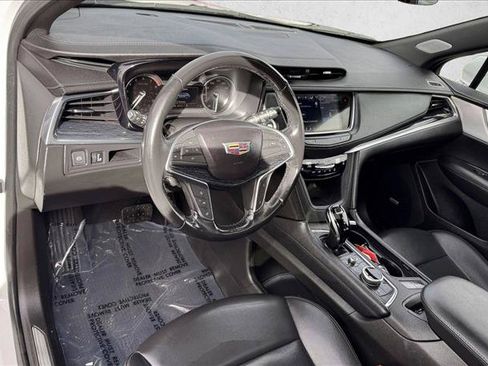 Used 2024 Cadillac XT5 Premium Luxury AWD/4WD image 11