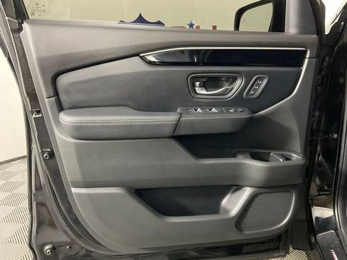 Used 2023 Honda Pilot EX-L image 12