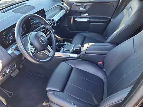 Used 2023 Mercedes-Benz GLB 250 4MATIC image 10