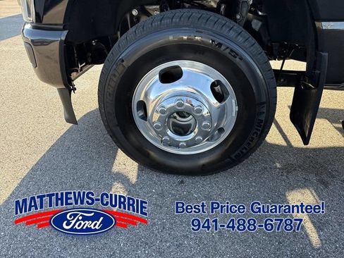 Certified 2024 Ford F350 King Ranch AWD/4WD image 17