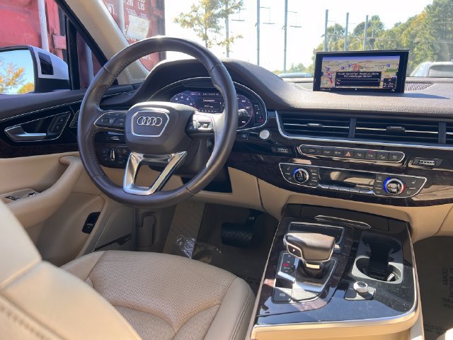 Used 2019 Audi Q7 3.0T Prestige w/ Prestige Package AWD/4WD image 16