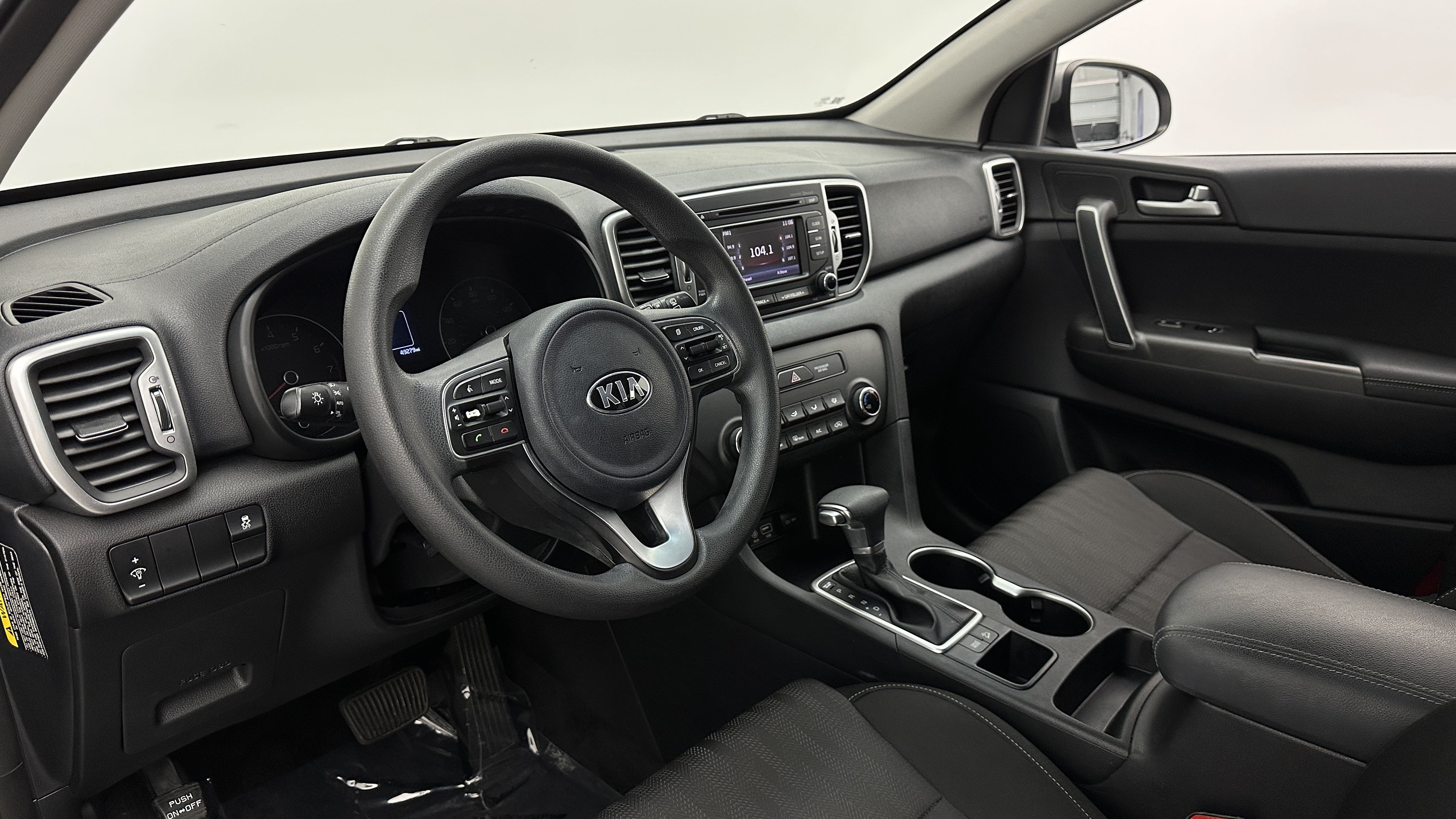 Used 2019 Kia Sportage LX FWD image 11
