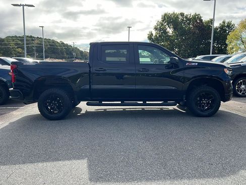 Used 2024 Chevrolet Silverado 1500 LT Trail Boss image 34