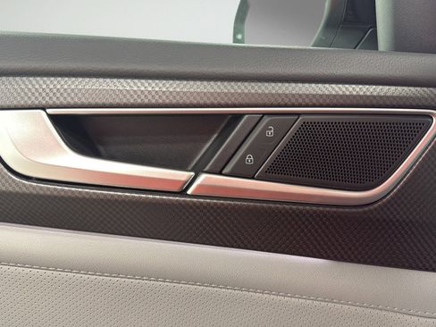 New 2026 Volkswagen Atlas Peak Edition AWD/4WD image 16