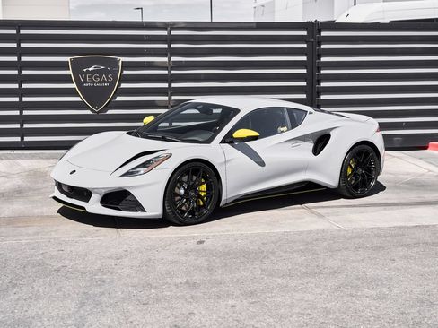 Used 2026 Lotus Emira SE RWD image 5