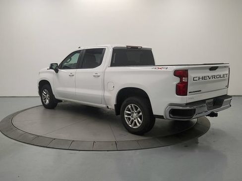 Used 2024 Chevrolet Silverado 1500 LT AWD/4WD image 6