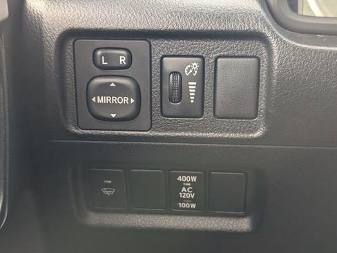 Used 2018 Toyota 4Runner SR5 Premium AWD/4WD image 14