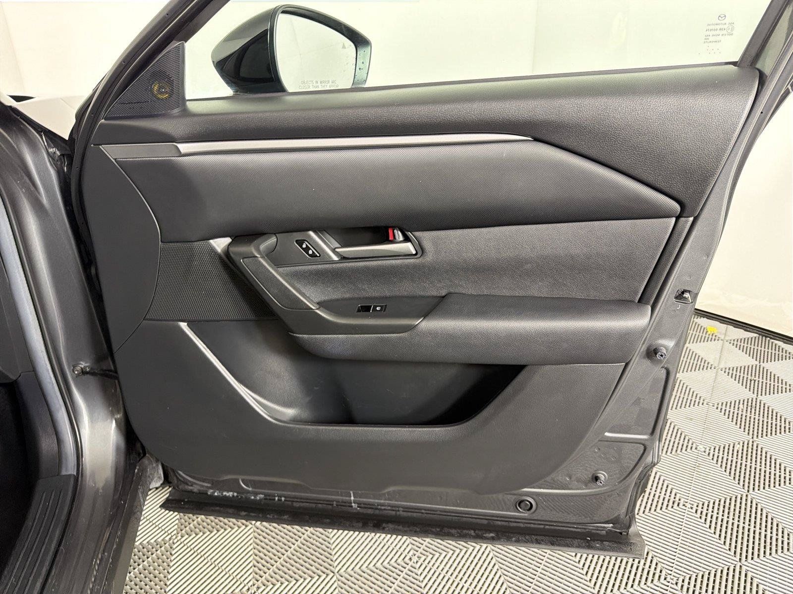 Used 2025 MAZDA CX-50 AWD 2.5 S w/ Preferred Package image 12