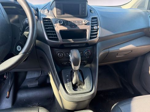 Used 2022 Ford Transit Connect XL FWD image 11