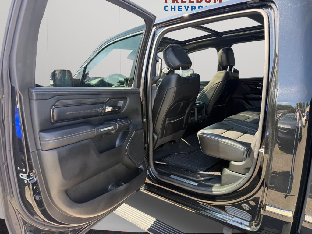 Used 2022 RAM 1500 Limited w/ Body-Colour Bumper Group AWD/4WD image 33