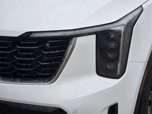 New 2026 Kia Sorento S image 6