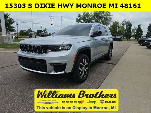 Used 2024 Jeep Grand Cherokee L Limited image 1