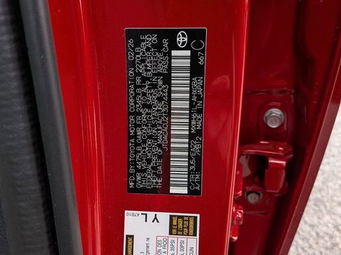 New 2026 Toyota Prius Plug-In Hybrid FWD image 25
