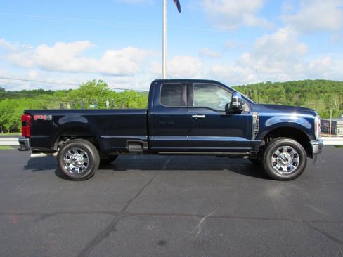 Used 2024 Ford F350 Lariat w/ Chrome Package AWD/4WD image 8