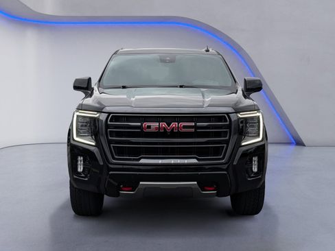 Used 2024 GMC Yukon AT4 w/ AT4 Premium Plus Package image 3