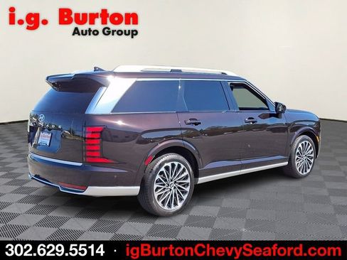 Used 2026 Hyundai Palisade Calligraphy FWD image 6