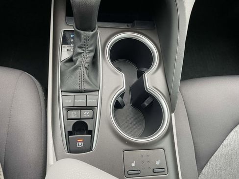 Used 2023 Toyota Camry LE image 22