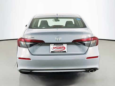 Used 2025 Honda Civic Sport image 16