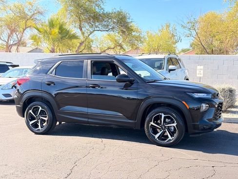 Used 2021 Chevrolet TrailBlazer RS w/ Sun and Liftgate Package AWD/4WD image 7
