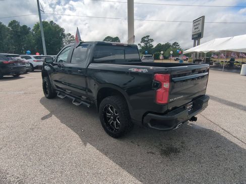 Used 2024 Chevrolet Silverado 1500 RST w/ Convenience Package II AWD/4WD image 6
