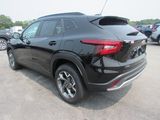 Used 2025 Chevrolet Trax LT w/ Driver Confidence Package image 6