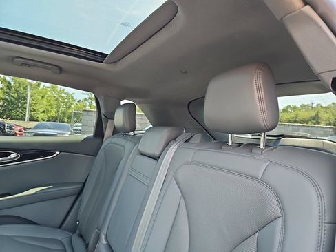 Used 2021 Lincoln Nautilus Reserve w/ Equipment Group 201A FWD image 14